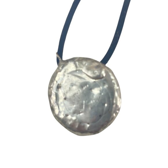 Vintage-Inspired Santa Pendant Necklace Adjustable Blue Cord Festive - Picture 5 of 7